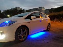 Toyota Prius. автомат, передний, 1.8 (99 л.с.), бензин, 183 000 тыс. км