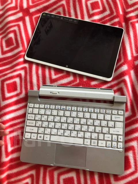 Acer Iconia Tab W510 ����