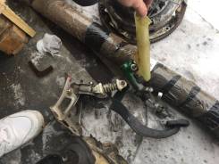 Педаль сцепления. Toyota Mark II, JZX100, JZX90, LX90Y, JZX91E, GX105, LX100, JZX90E, LX90, JZX93, JZX91, GX90, SX90, JZX105, JZX101, GX100 Toyota Cre...