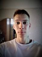 Мастер по ремонту телефонов. Среднее образование, опыт работы 4 месяца