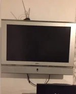 Sharp. LCD (��)