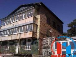 Продается коттедж (Офисное здание) на Проселочной 4-а, район Снеговой. Улица Проселочная 4а, р-н Снеговая, 1 358 кв. м. Дом снаружи