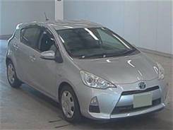 Toyota Aqua. NHP10
