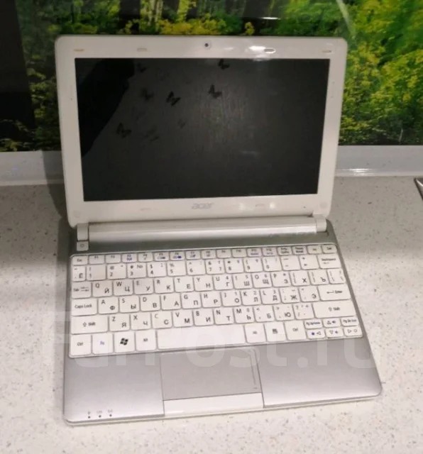 Acer Aspire One D270 ����
