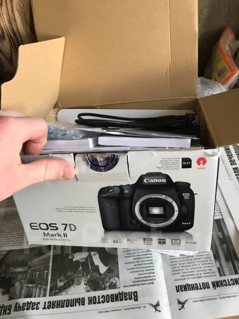 Canon EOS 7D Mark II Body. 20 � ����� �� ����