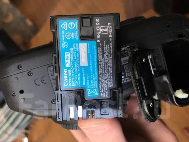 Canon EOS 7D Mark II Body. 20 � ����� �� ����
