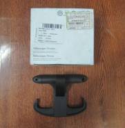 Крюк буксировочный. Audi: S6, S8, S3, S5, S4, A8, A5, A4, RS6, A6, RS3, RS5, A3, RS4 Seat Exeo, 3R2, 3R5 Двигатели: AAH, AKE, ALT, AML, AMM, ANK, APB...