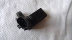 Датчик положения распредвала. Nissan: Bluebird, Avenir, Almera, Sunny, Micra C+C, Cube, Patrol, Bluebird Sylphy, Micra, Tino, President, Cima, AD, Mar...
