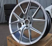 Sakura Wheels. 9.0x20", 5x114.30, ET35, ЦО 73,1 мм. Под заказ
