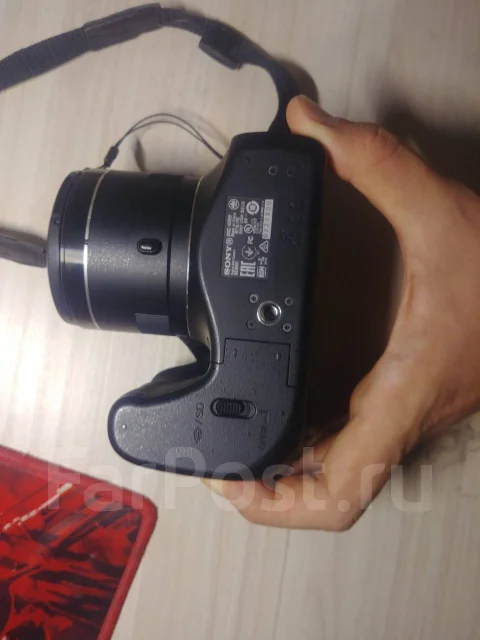 Sony Cyber-shot DSC-H300. 20 � ����� ��, ���: 14� � ����� ����