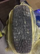 Roadstone Winguard. Зимние, шипованные, 2012 год, 30 %, 4 шт
