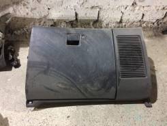 Бардачок. Toyota Celica, ST182, ST183, ST183C, ST184, ST185