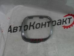 Оправа туманки правая Subaru Forester