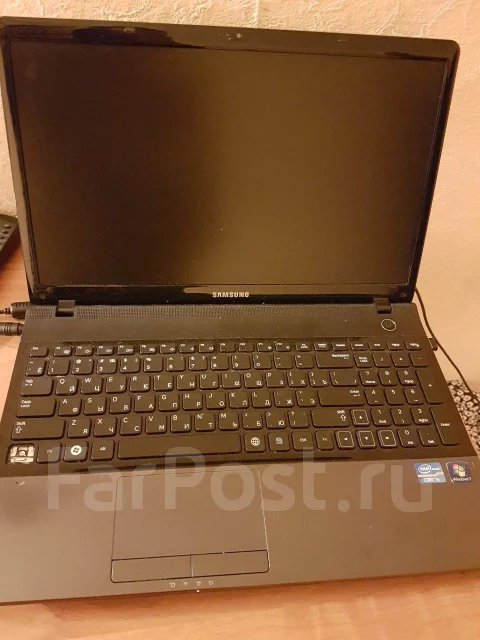 Samsung 300E5C. ��� 4 ��, ���� 250���, WiFi: 1, Bluetooth: 1 ����