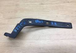 Накладка на крыло. Toyota Prius, NHW11 Двигатель 1NZFXE