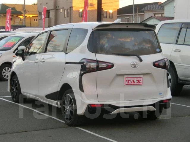 Toyota Sienta. ��������, 4wd, 1.5 (103��.�.), ������, 18 000����. ��, �/�. ��� ����� �� ������������ ����