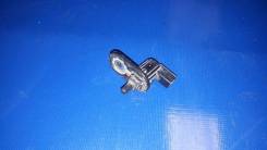 Датчик открытия двери, концевик двери. Honda: Accord, Zest, Accord Tourer, Inspire, Stream, Civic, Airwave, Insight, Crossroad, Life, Freed, Partner...