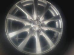 Продаю новую зимнюю Кумхо205/60/16 на литье R16(5x100). 6.0x16" 5x100.00 ET45