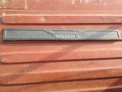 Накладка на дверь багажника. Nissan Terrano, LBYD21, VBYD21, WBYD21, WHYD21