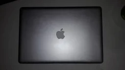 Apple MacBook. 15.6", ��� 8 ��, ���� 240���, WiFi, Bluetooth ����