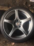 Enkei RP03. 7.5x18", 5x114.30, ET48