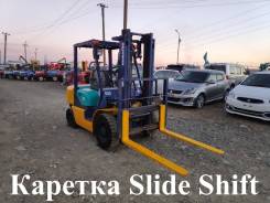 Komatsu. 25 Leo, 2,5 т, 2 500 кг., Бензиновый