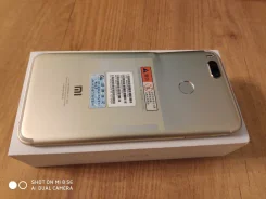 Xiaomi Mi5X. �/� ����
