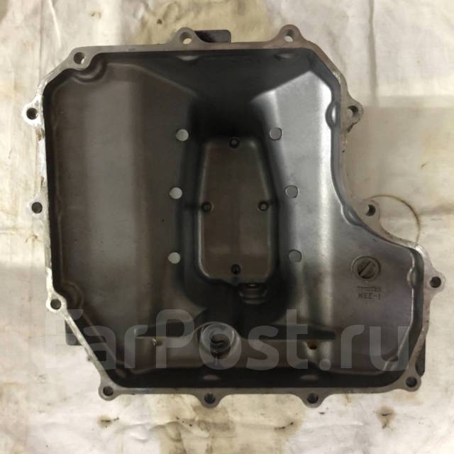 Поддон ДВС на Honda CBR 600RR PC 37, б/у, в наличии. Цена: 3 000₽ во ...