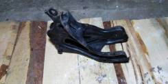 Кронштейн опоры двигателя. Honda Odyssey, RA2, RA4 Двигатели: F22B, F23A