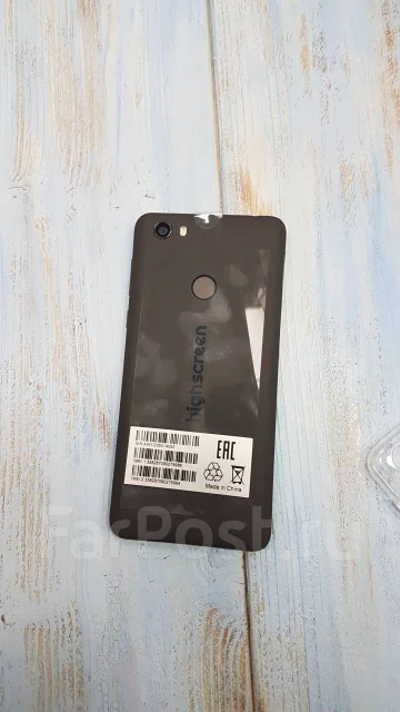 Highscreen Wallet. �����, ����������, NFC ����