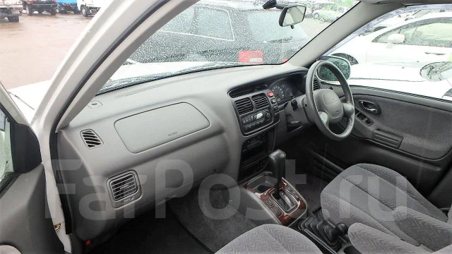 Suzuki Grand Escudo. TX92, H27A ����