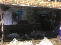Samsung UE40D5500RW. LED