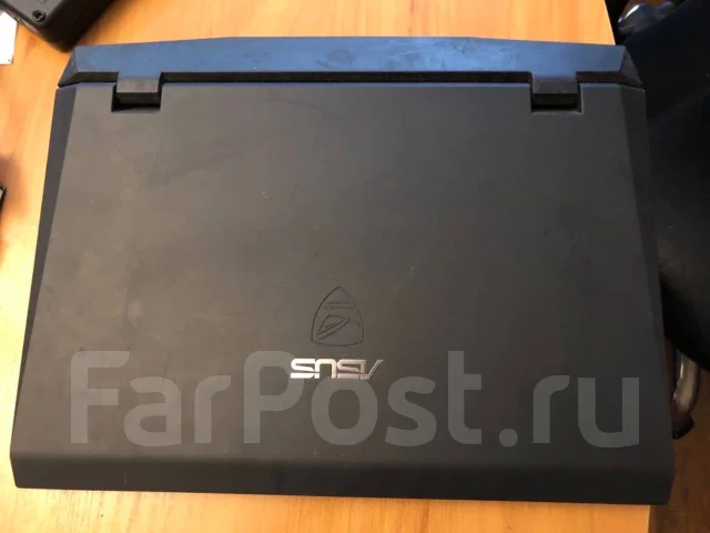 Asus ROG G73Jh. 17", 2,8����, ��� 8 ��, ���� 640���, WiFi: 1, Bluetooth: 1 ����