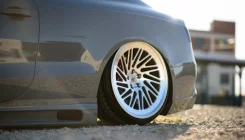 Vossen LC-105T. 7.5x17", 4x100, ET28, �� 67,1���. ����