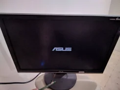 Asus. 22" ����