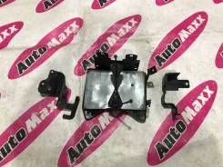 Крепление аккумулятора. Nissan Murano, PNZ50, PZ50, TZ50, Z50 Двигатели: QR25DE, QR25DER, VQ35DE