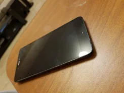 Prestigio Muze E3. �/�, 8 ��, ������, 4G LTE, Dual-SIM