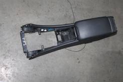 Подлокотник. Mercedes-Benz C-Class, W203