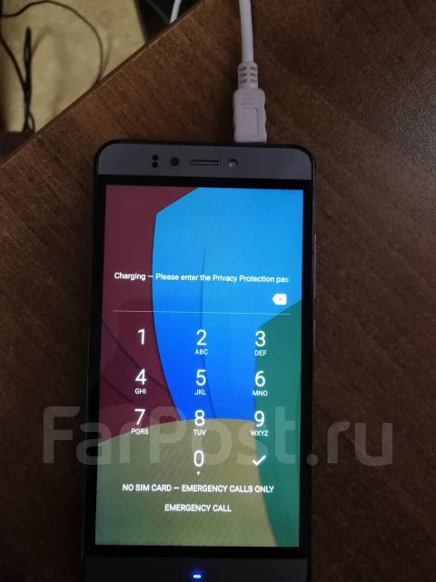 Prestigio Muze E3. �/�, �����������, 3G, Dual-SIM ����