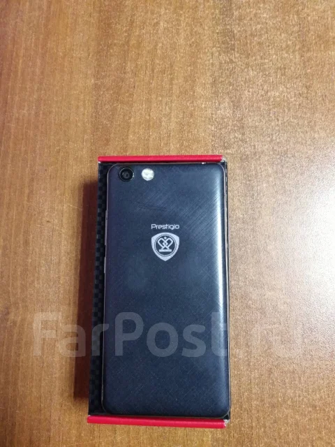 Prestigio Muze E3. �/�, �����������, 3G, Dual-SIM ����