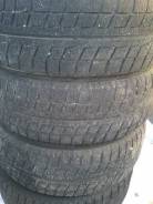 Bridgestone Blizzak Revo2. Зимние, без шипов, 40 %, 4 шт