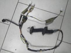 Проводка двери. Toyota Prius, NHW20 Двигатель 1NZFXE