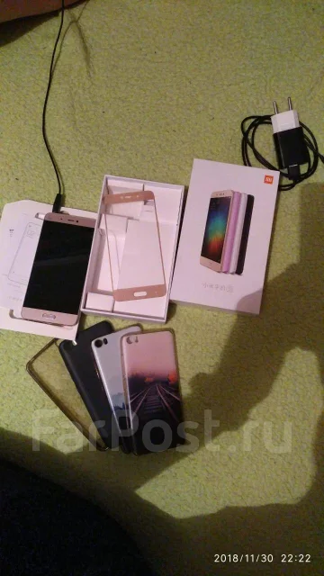Xiaomi Mi5. �/�, �������, 3G, 4G LTE, Dual-SIM, NFC ����