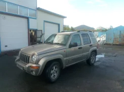 Jeep Liberty. ENGINE 3.7L V6 EKG ����