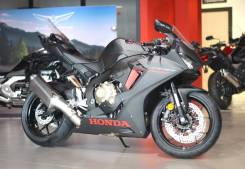 Honda CBR 1000RR Fireblade. 1 000 куб. см., исправен, птс, без пробега