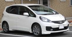 Honda Fit. Без водителя