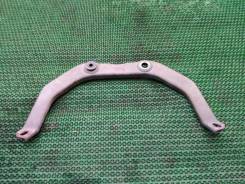 Крепление глушителя. Infiniti: QX70, M25, M45, Q40, G25, QX50, Q60, FX45, EX35, EX37, FX30d, G35, M37, M56, FX50, M35, Q50, Q70, G37, FX35, FX37, EX25...