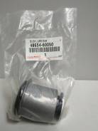 Сайлентблок рычага, тяги. Toyota Land Cruiser Toyota FJ Cruiser, GSJ10, GSJ10W, GSJ15, GSJ15W Toyota Land Cruiser Prado, GDJ150, GDJ150L, GDJ150W, GDJ...