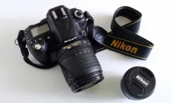 Nikon D90 Kit ����