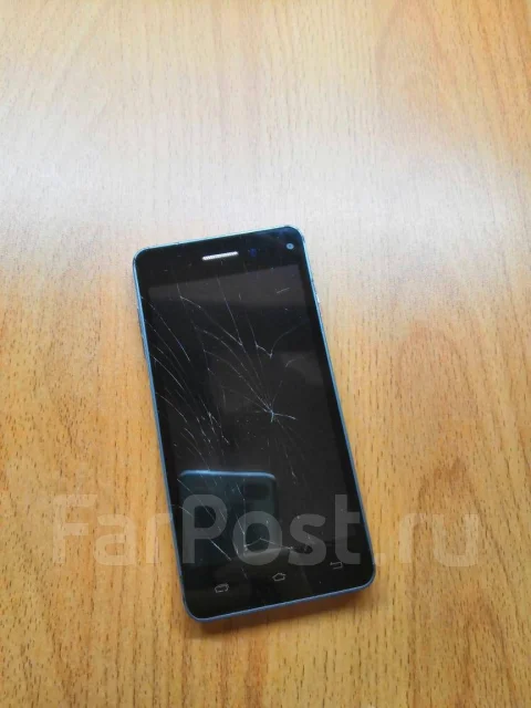 Leagoo Alfa 6. �/�, 3G, Dual-SIM ����